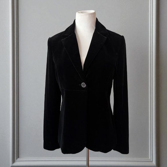 Vince Jackets & Blazers - New! Vince Black Velvet Jacket Size 10